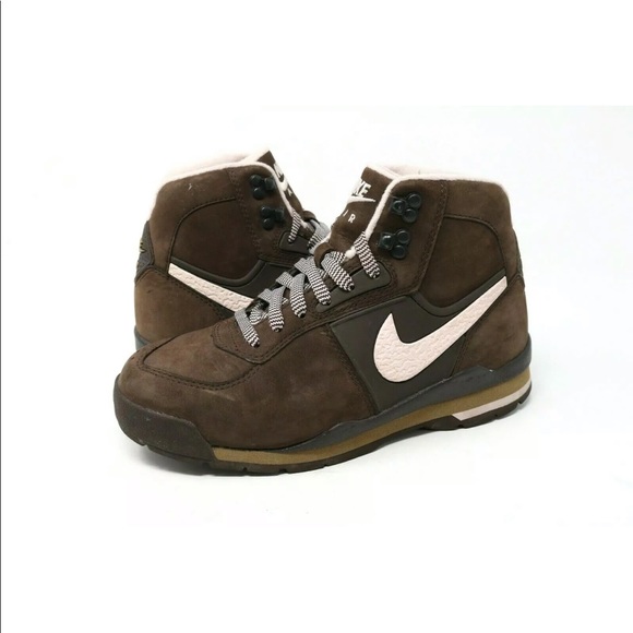 nike air brown high tops